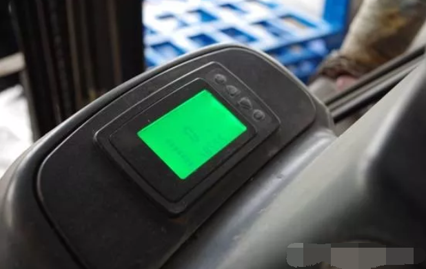 龍工冷庫(kù)電動(dòng)叉車(chē)