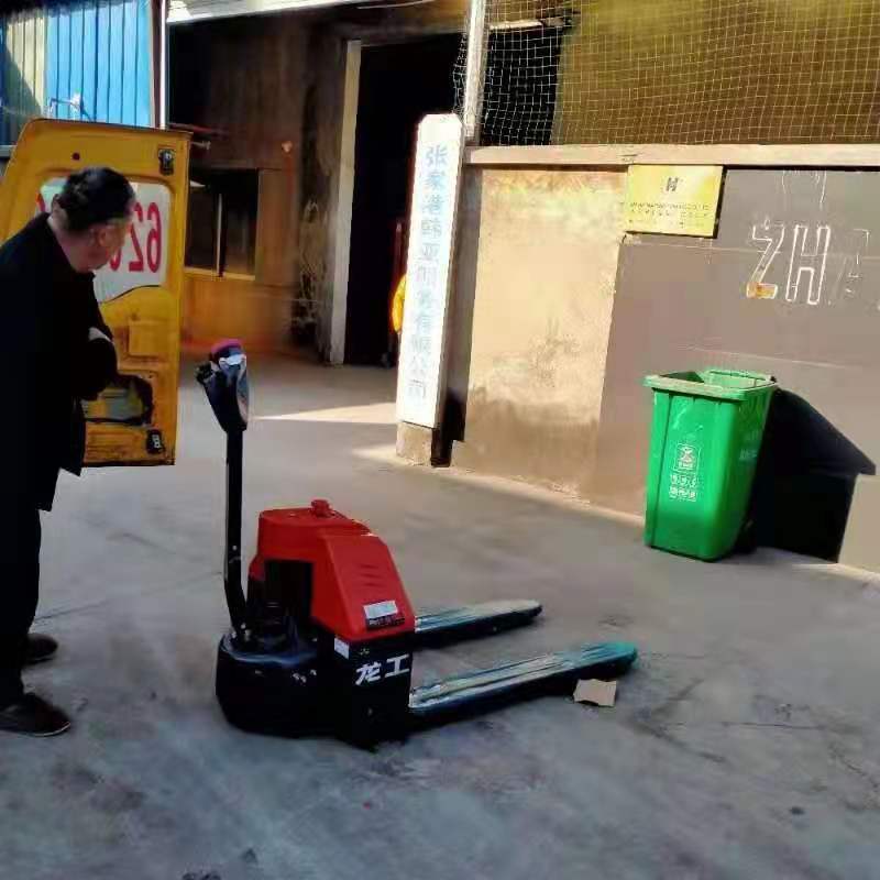 蘇州電動(dòng)搬運(yùn)車(chē)