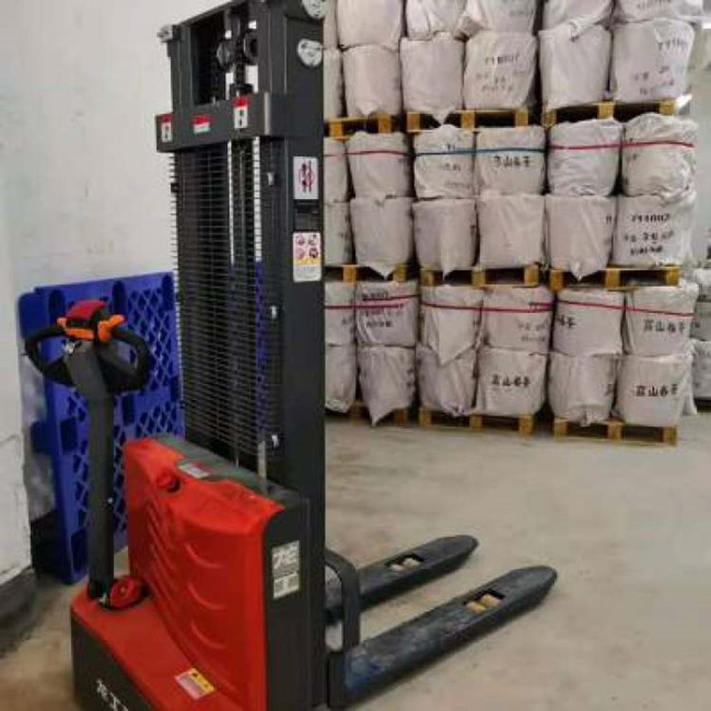 蘇州電動(dòng)堆高車