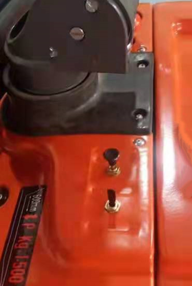 南京電動(dòng)堆高車(chē)