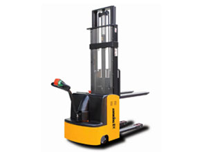 2噸全電動(dòng)堆垛車CDD20J