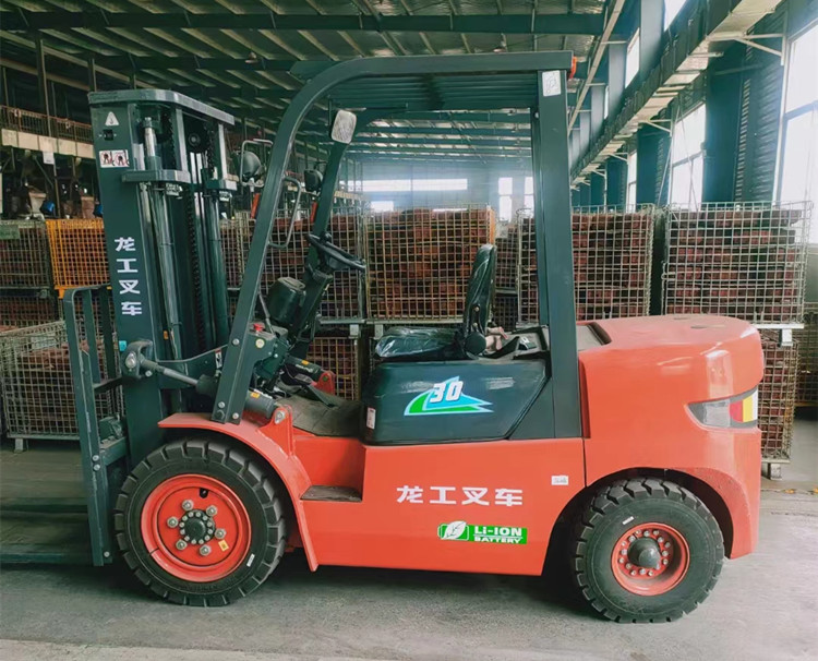 龍工3噸油改電叉車